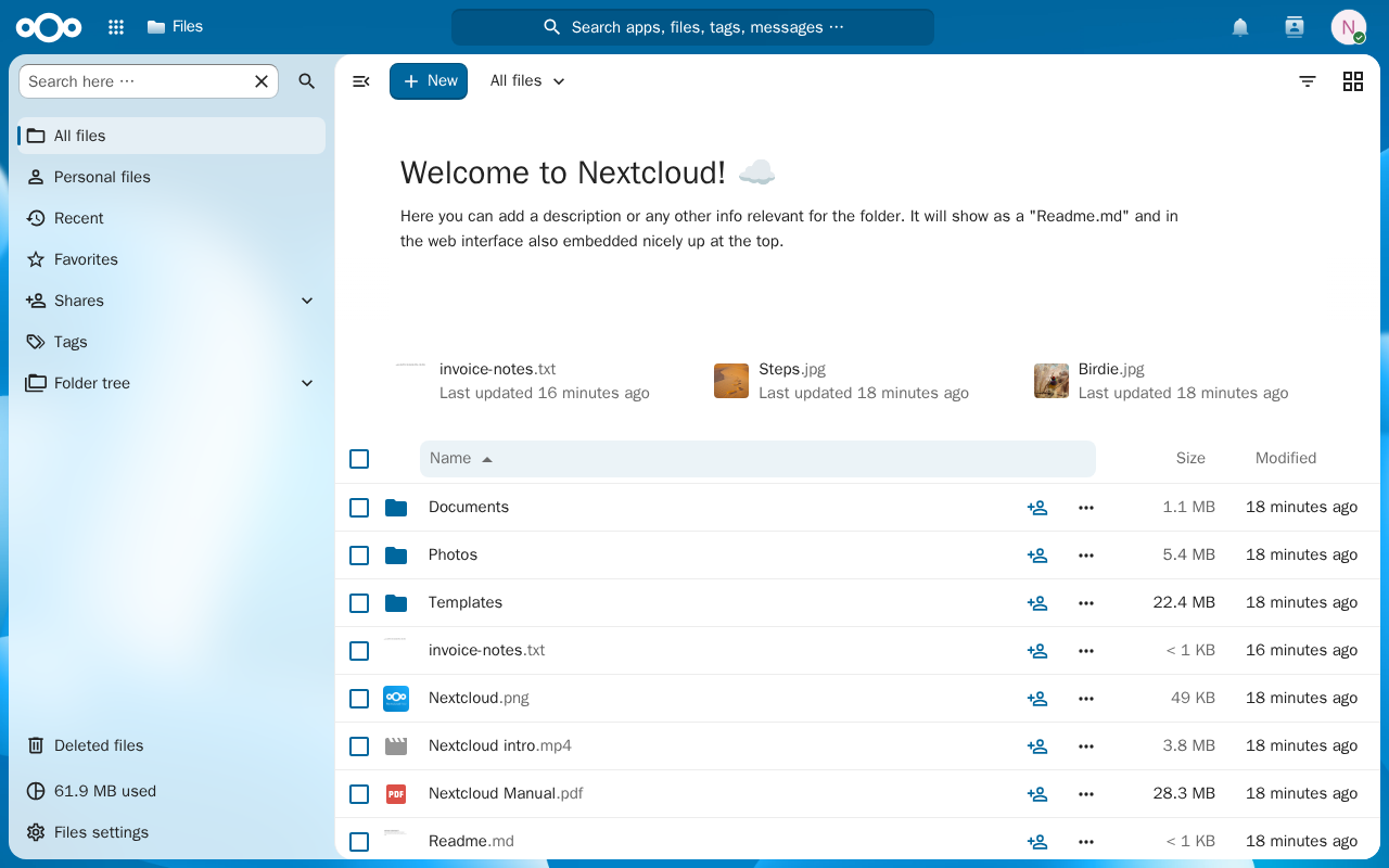The Nextcloud Files app listing the default folders Documents, Photos and Templates alongside the uploaded file invoice-notes.txt